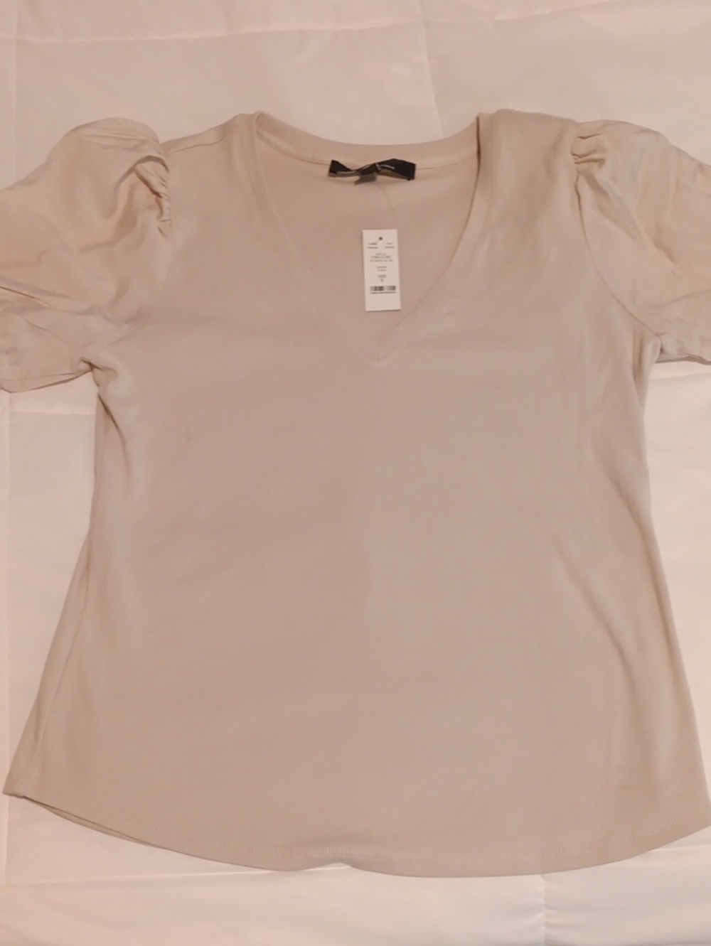 White House Black Market Beige V-Neck Puff Sleeve Top - Picture 1 of 3